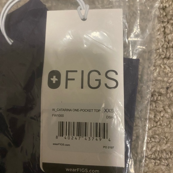 XXS Purple Shadow Figs Scrubs - Picture 4 of 4